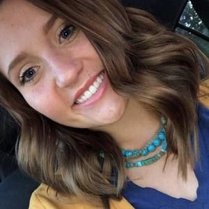 Meet your Posher, Macie